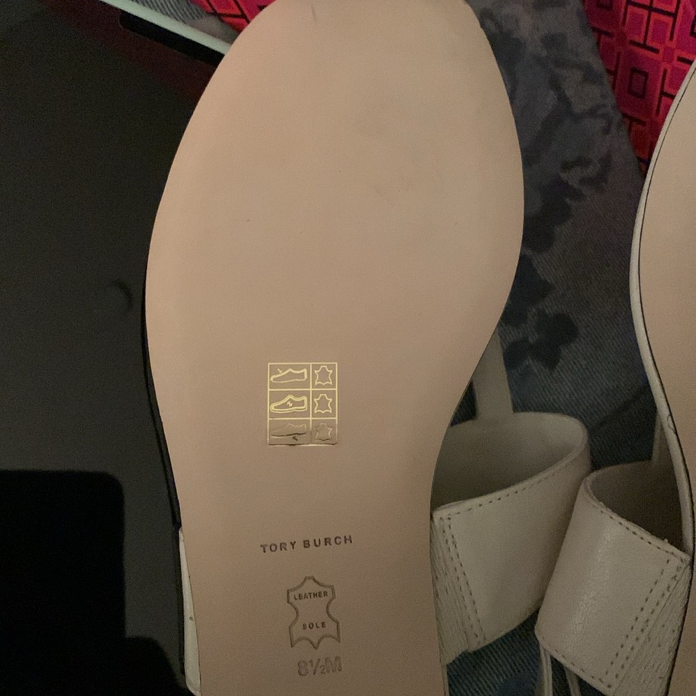 TORY BURCH Eleanor Thong Toe Logo Sandals GOAT LEATHER/Light cream size 8 - Picture 10 of 10